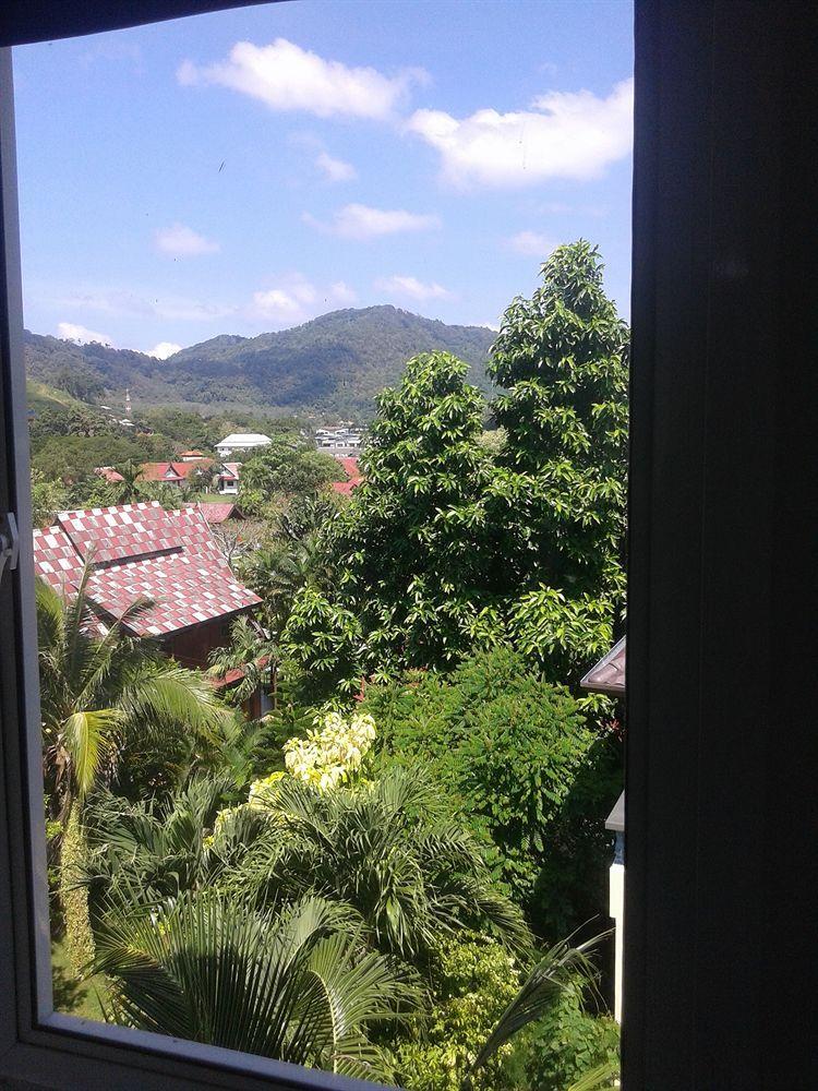But Different Phuket Boutique Hotel Nai Harn Dış mekan fotoğraf
