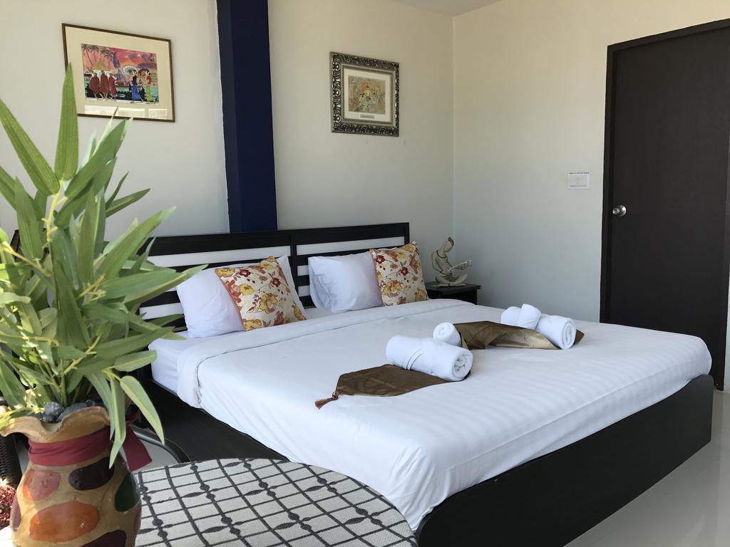 But Different Phuket Boutique Hotel Nai Harn Dış mekan fotoğraf