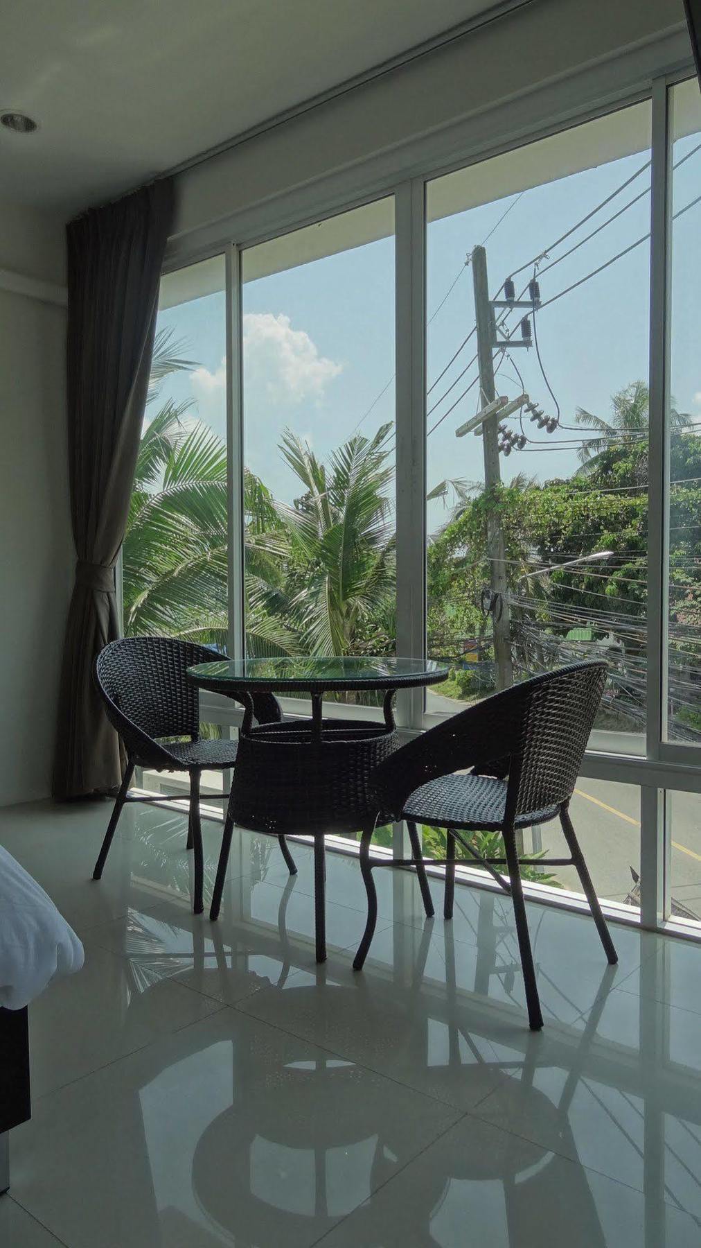 But Different Phuket Boutique Hotel Nai Harn Dış mekan fotoğraf