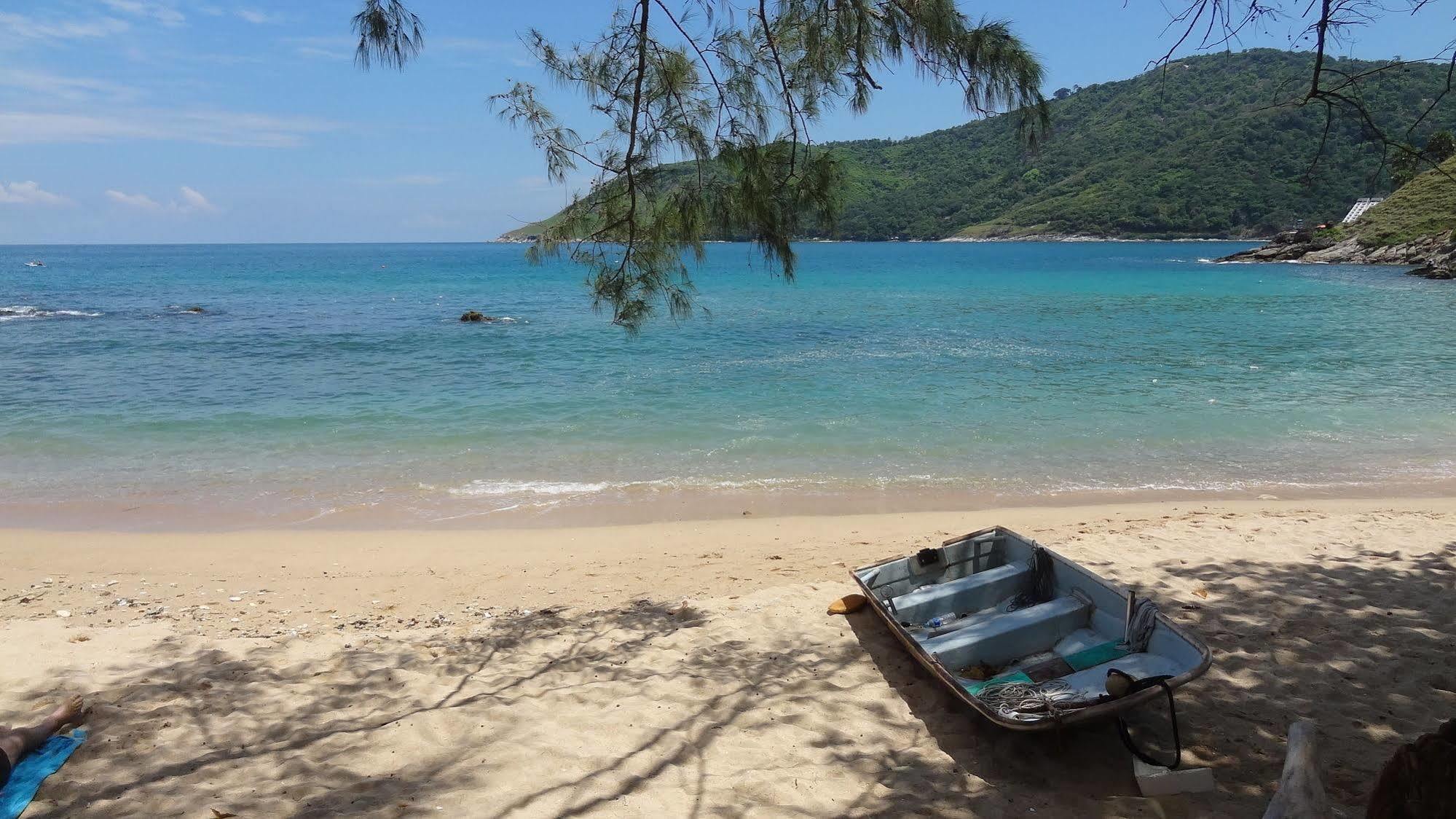 But Different Phuket Boutique Hotel Nai Harn Dış mekan fotoğraf